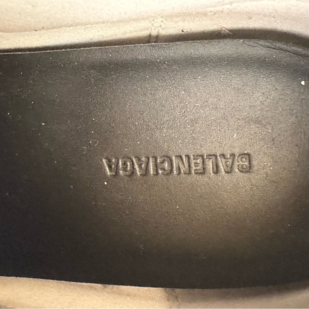 Balenciaga White Sneakers with Black Elastic Band | Designer Statement Shoes - Picture 4 of 7